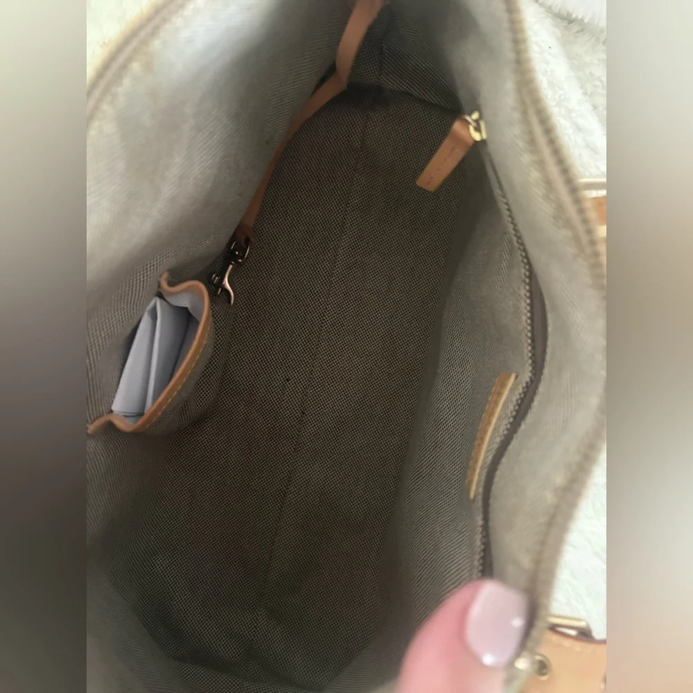 Dooney & Bourke Shoulder Tote Bag - VINTAGE